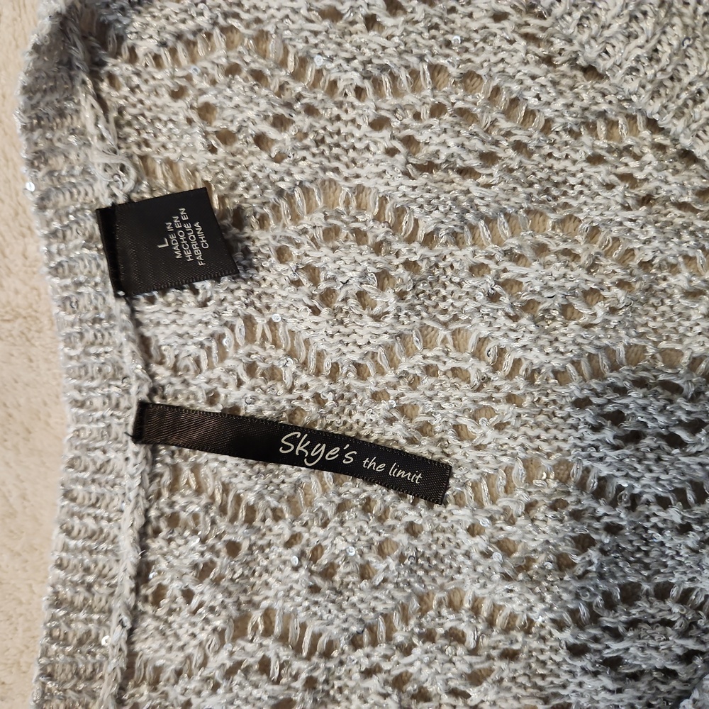 Sweater - Picture 3 of 5